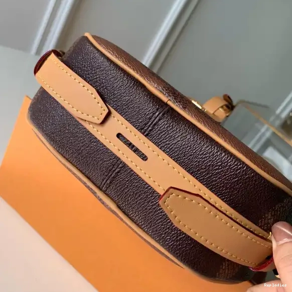 Cheap BOITE PETITE Louis CHAPEAU Vuitton 0702